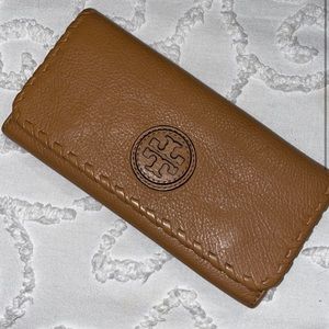 Tory Burch Brown Leather Wallet
